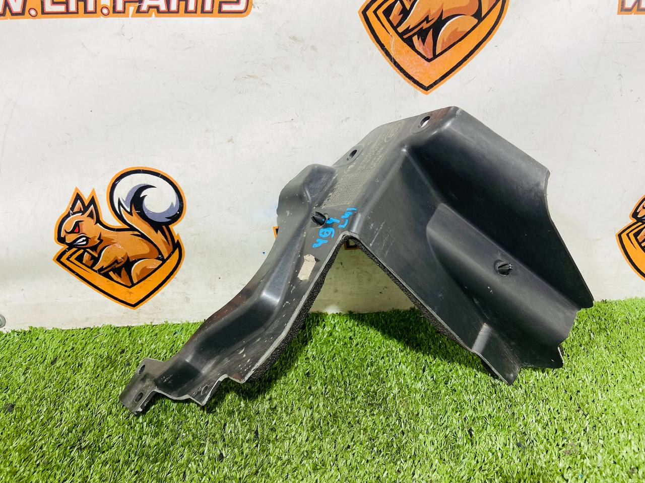 LR083234 Left side engine compartment insulator for Land Rover Discovery 5 L462 (2017-) Used cost 65 € in stock 1 pcs.