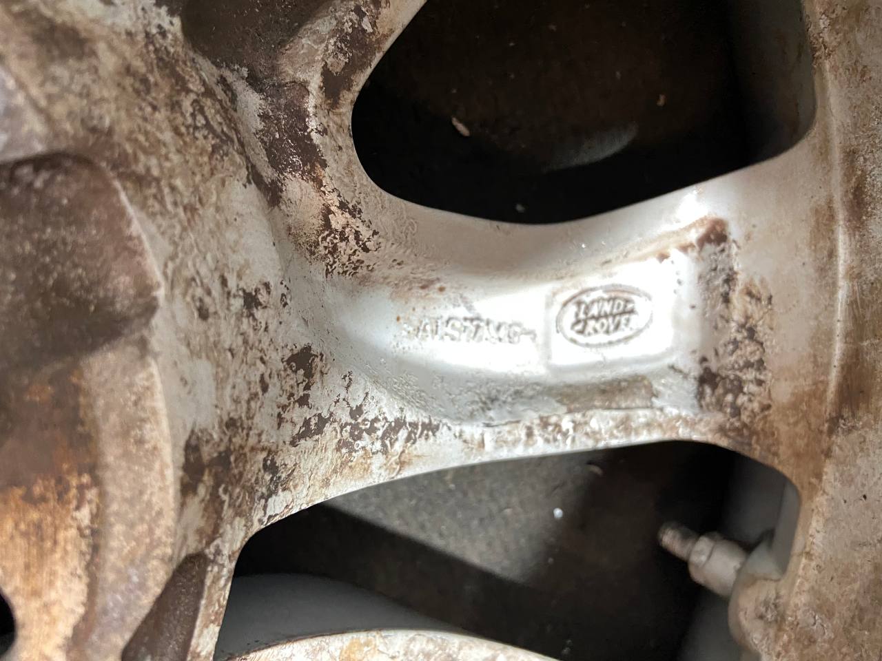 LR084668 Wheel drive R18 RANGE ROVER EVOQUE (L538) 2011-2018 Used - Image 17