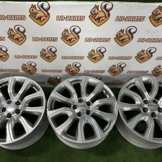 LR084668 Wheel drive R18 RANGE ROVER EVOQUE (L538) 2011-2018 Used cost 300 € in stock 3 pcs.