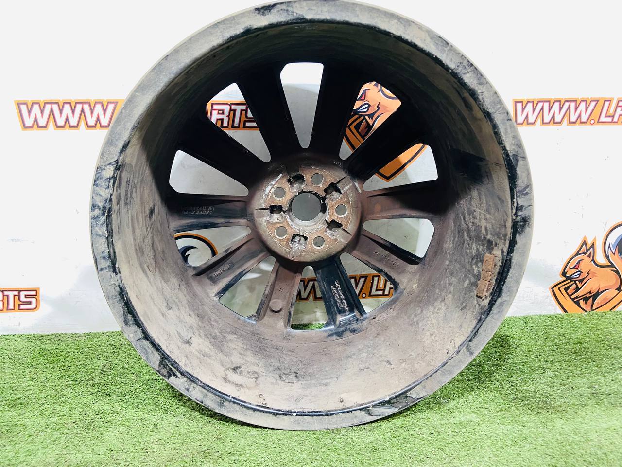 LR091540 Wheel rim 8.5*20/5 Range Rover Velar L560 (2018-) Used cost € in stock 3 pcs.