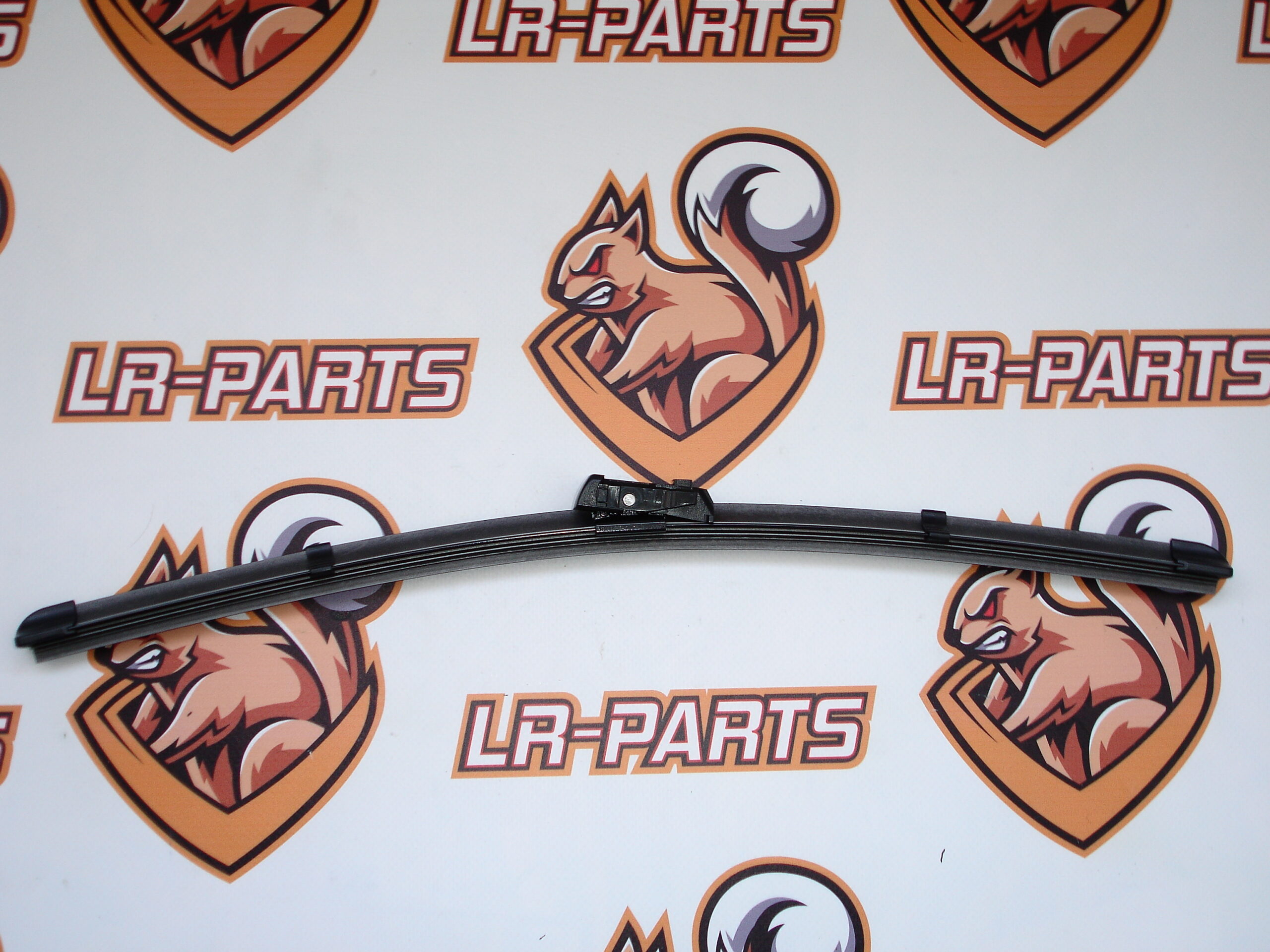 LR093425 Wiper blade wiper passenger Jaguar F-Pace, Range Rover Velar cost 36 € in stock 1 pcs.