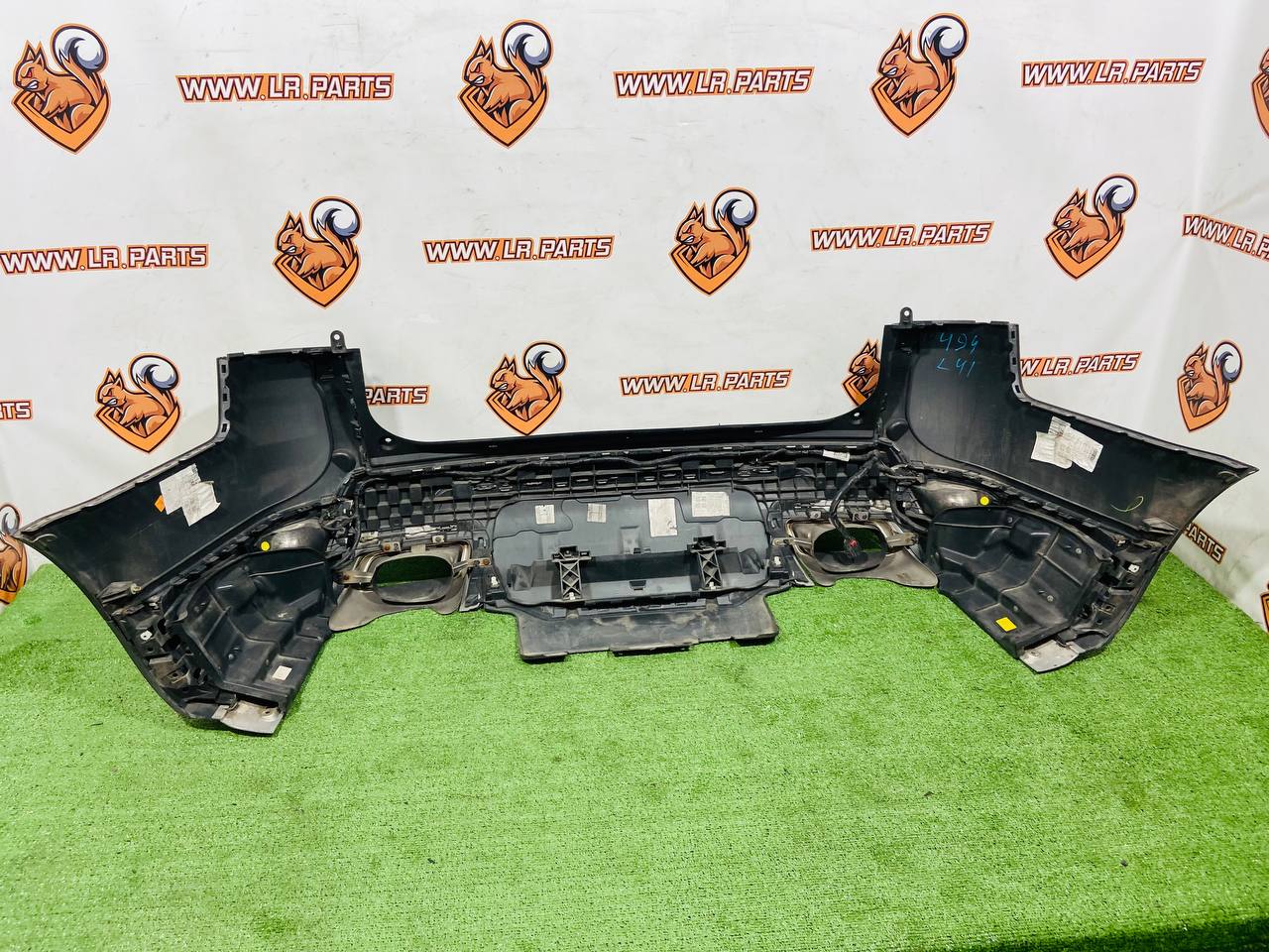 LR098889 Rear bumper 2018- complete assembly set Range Rover Sport L494 (2014-2022) Used - Image 63