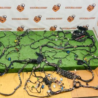 LR100423 Salon wiring main harness Land Rover Discovery 5 L462 (2017-) Used cost € in stock 1 pcs.