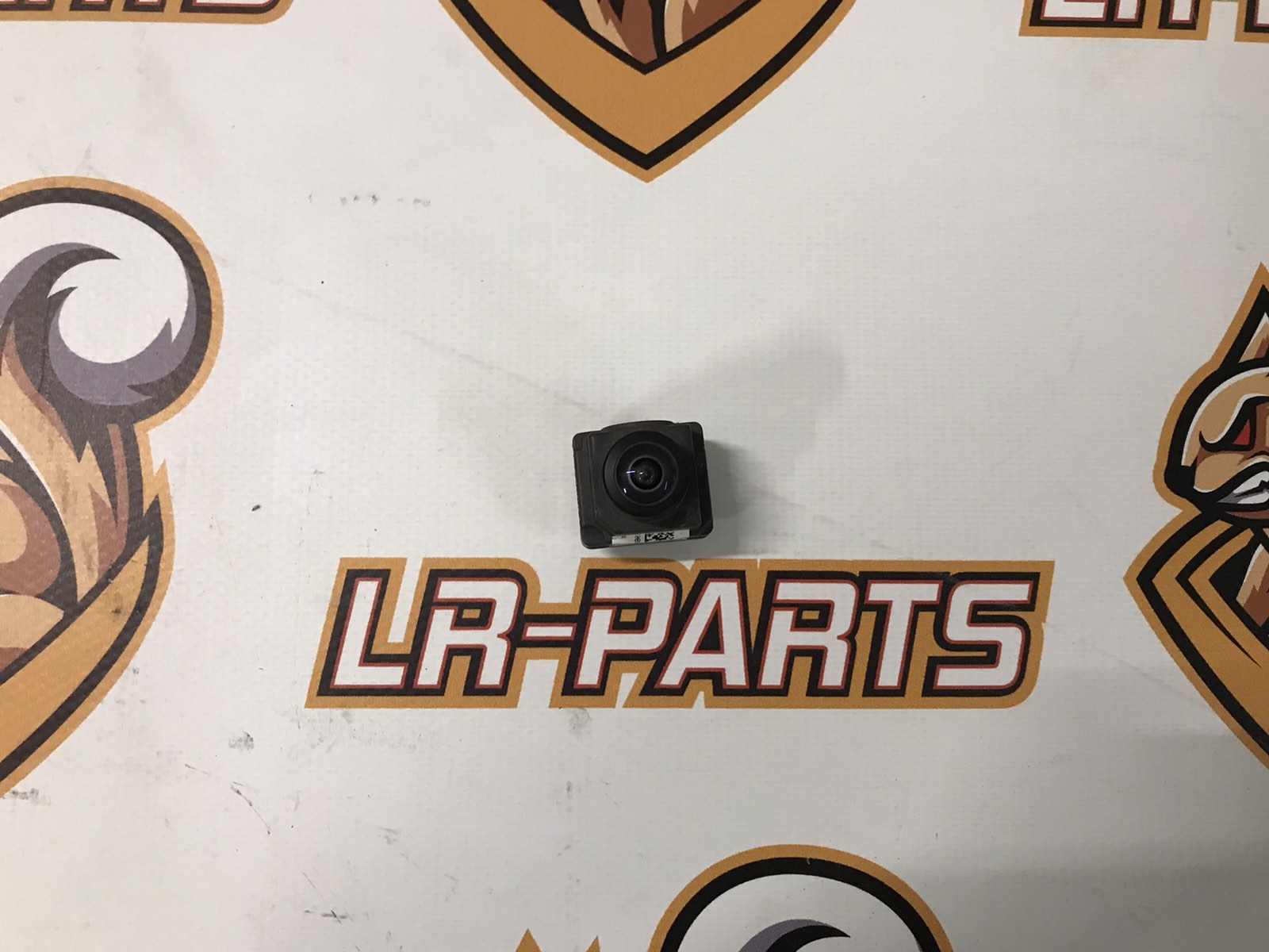 LR105215 Rearview Camera Range Rover Sport L494 (2014-2022) Used - Image 36