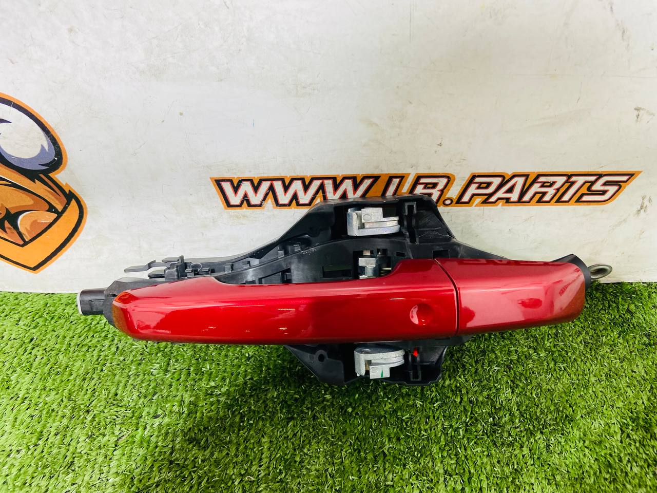 LR108185 Exterior door handle assembly for Land Rover Discovery 5 L462 (2017-) used - Image 13