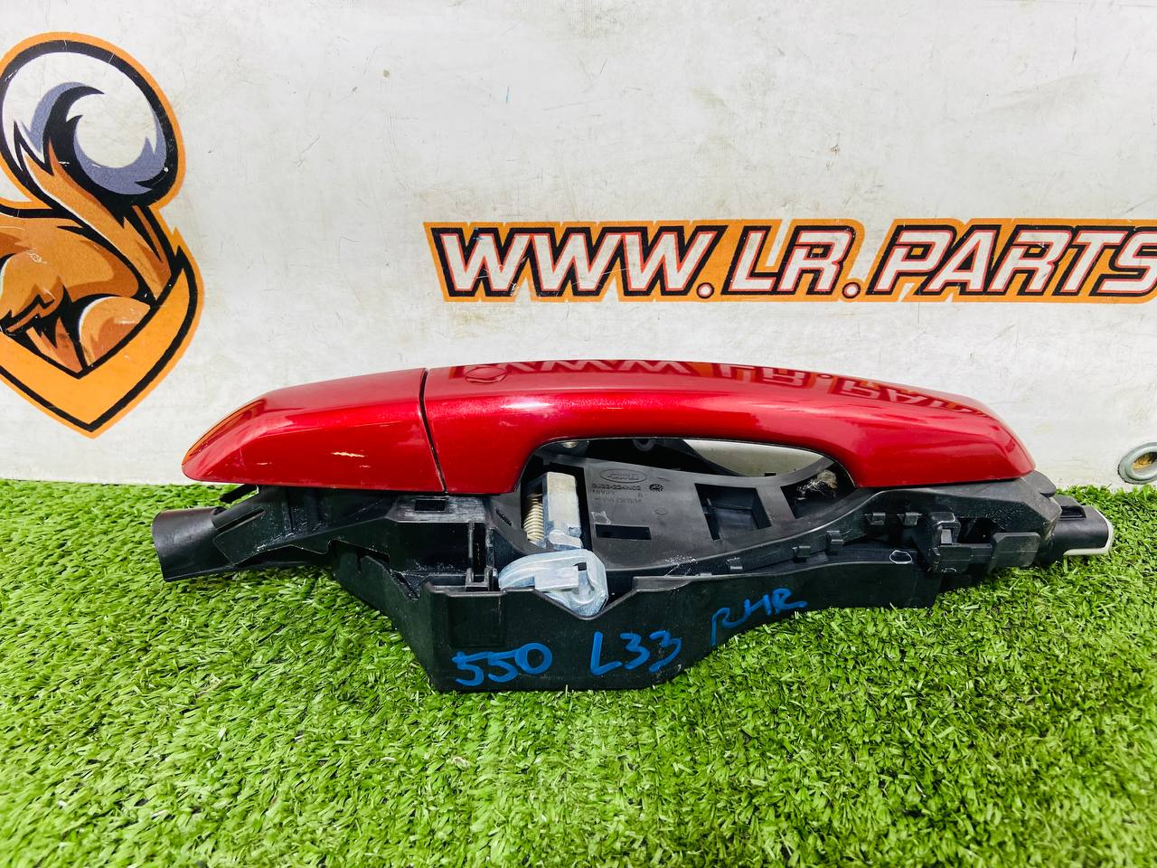 LR108185 Exterior door handle assembly for Land Rover Discovery 5 L462 (2017-) used - Image 14
