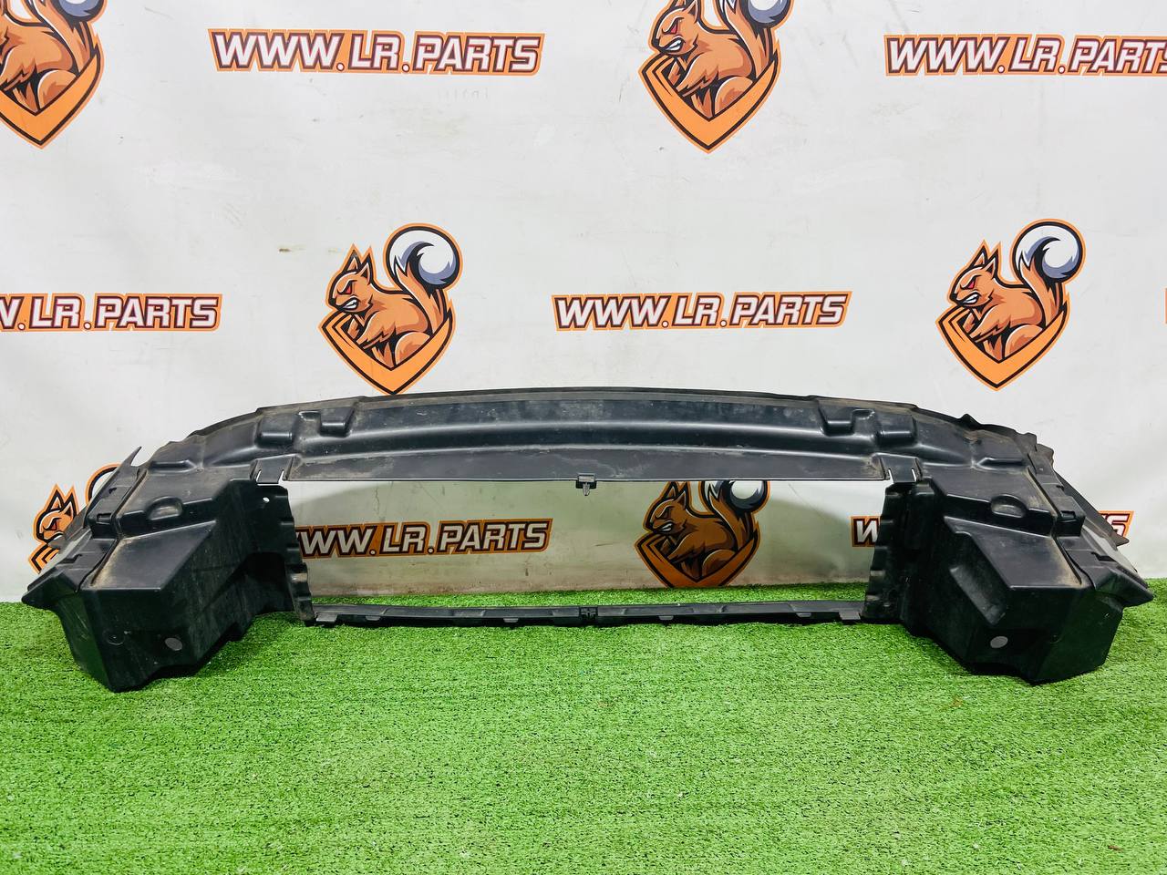 LR114173 Ventilation deflector lower Range Rover Evoque New L551 (2019-) used cost € in stock 1 pcs.