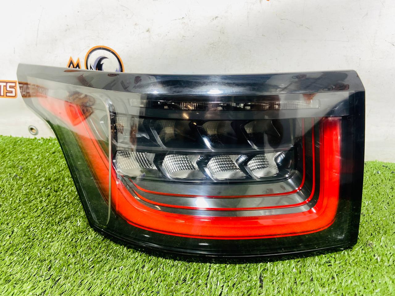 LR136857 Rear left wing light for 2018-rest Range Rover Sport L494 (2013-2023) Used - Image 23