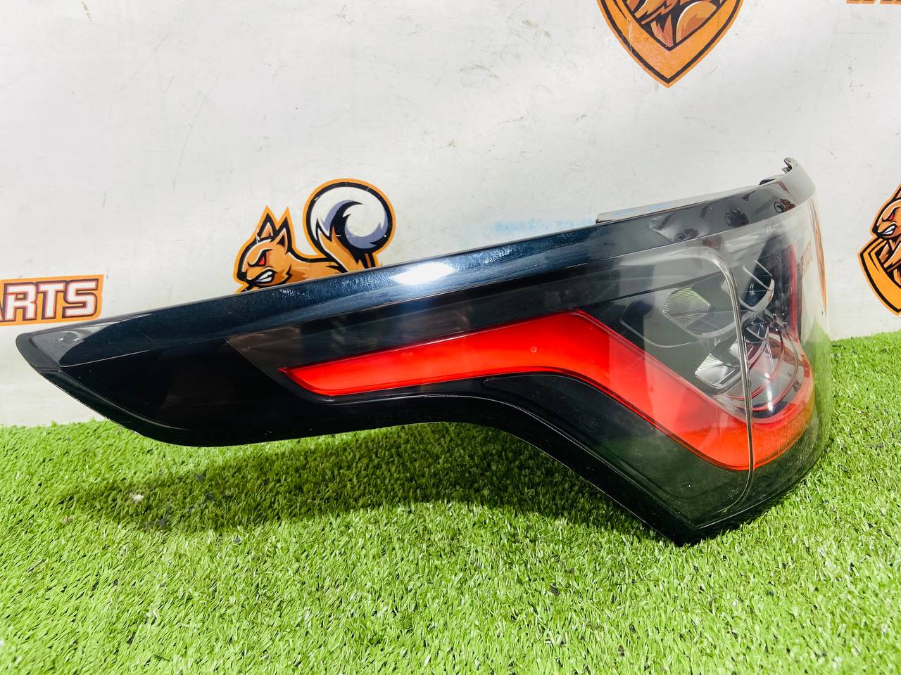 LR136857 Rear left wing light for 2018-rest Range Rover Sport L494 (2013-2023) Used - Image 24