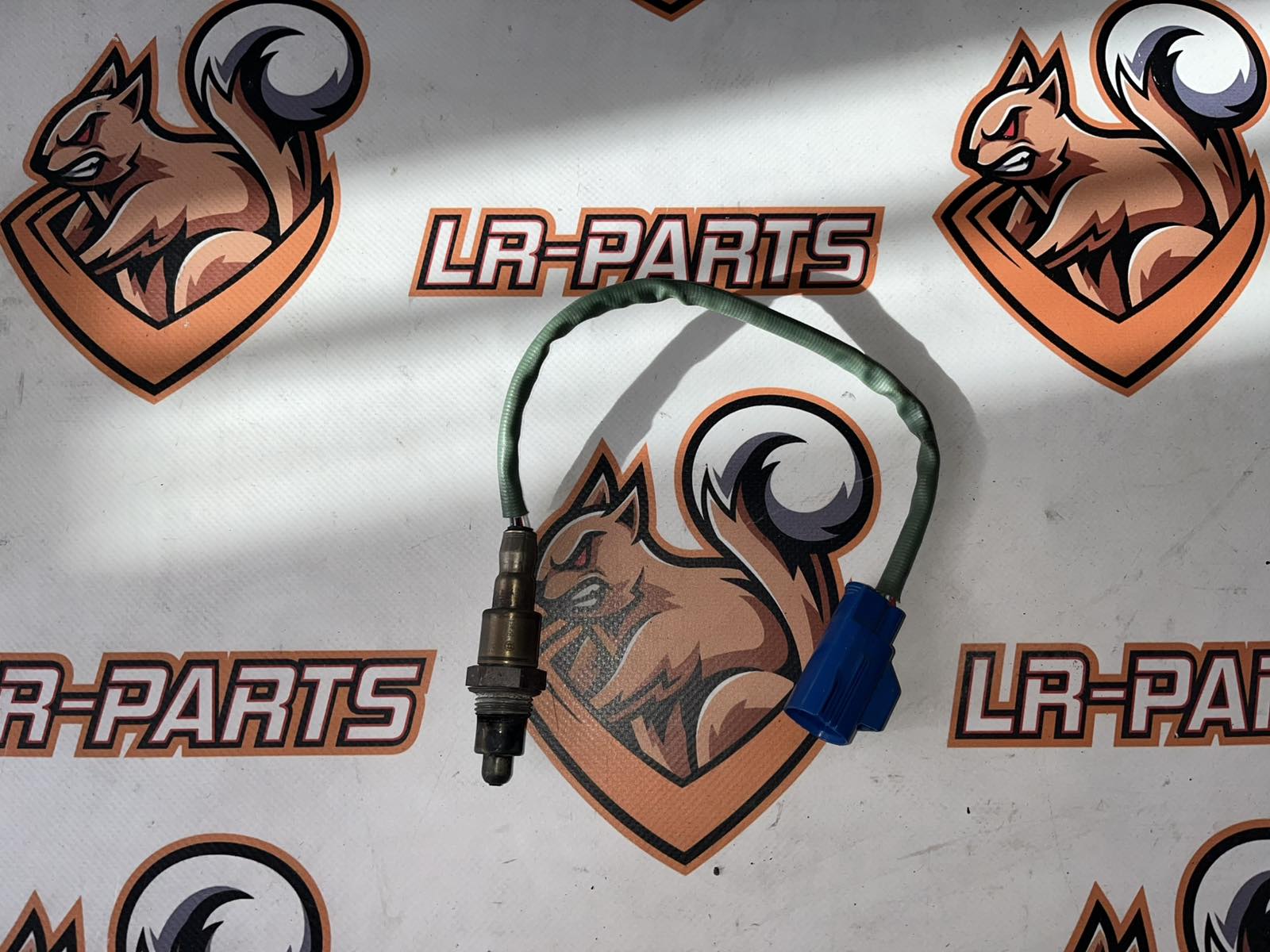 LR140038 Lambda sensor 2.0 turbo RH Range Rover Velar L560 (2018-) used cost 110 € in stock 1 pcs.