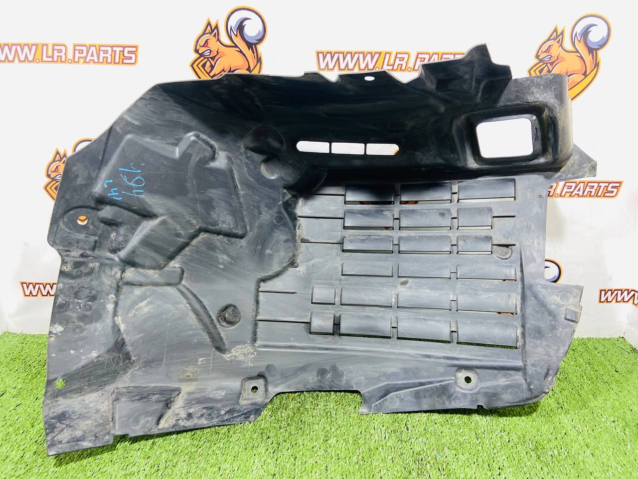 LR146223 Front Left Fender Liner (Front Part) 2018- Range Rover Sport L494 (2014-2022) Used - Image 26
