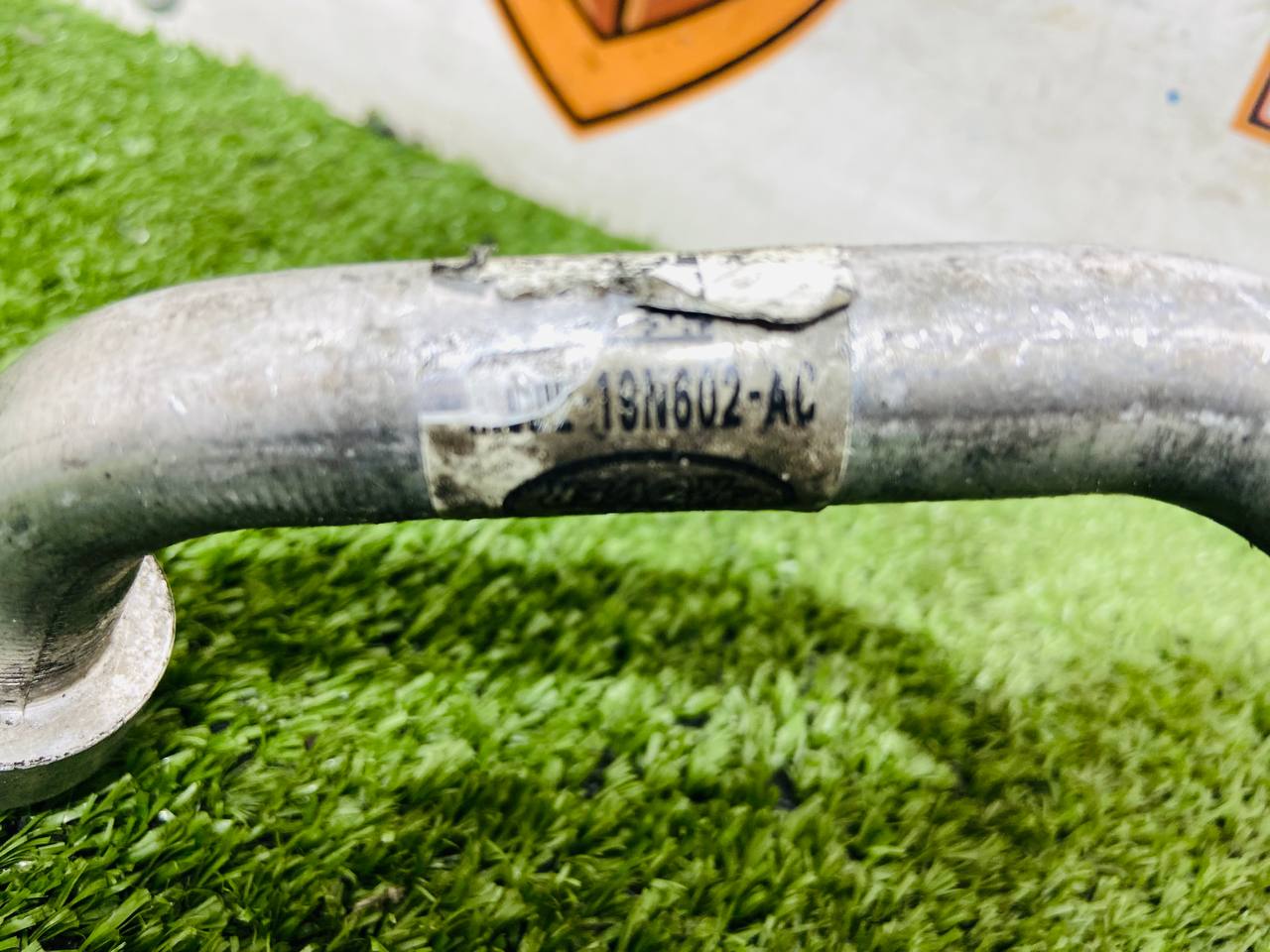 LR153386 Range Rover Sport L461 (2023-) used air conditioner compressor pipe. cost 120 € in stock 3 pcs.