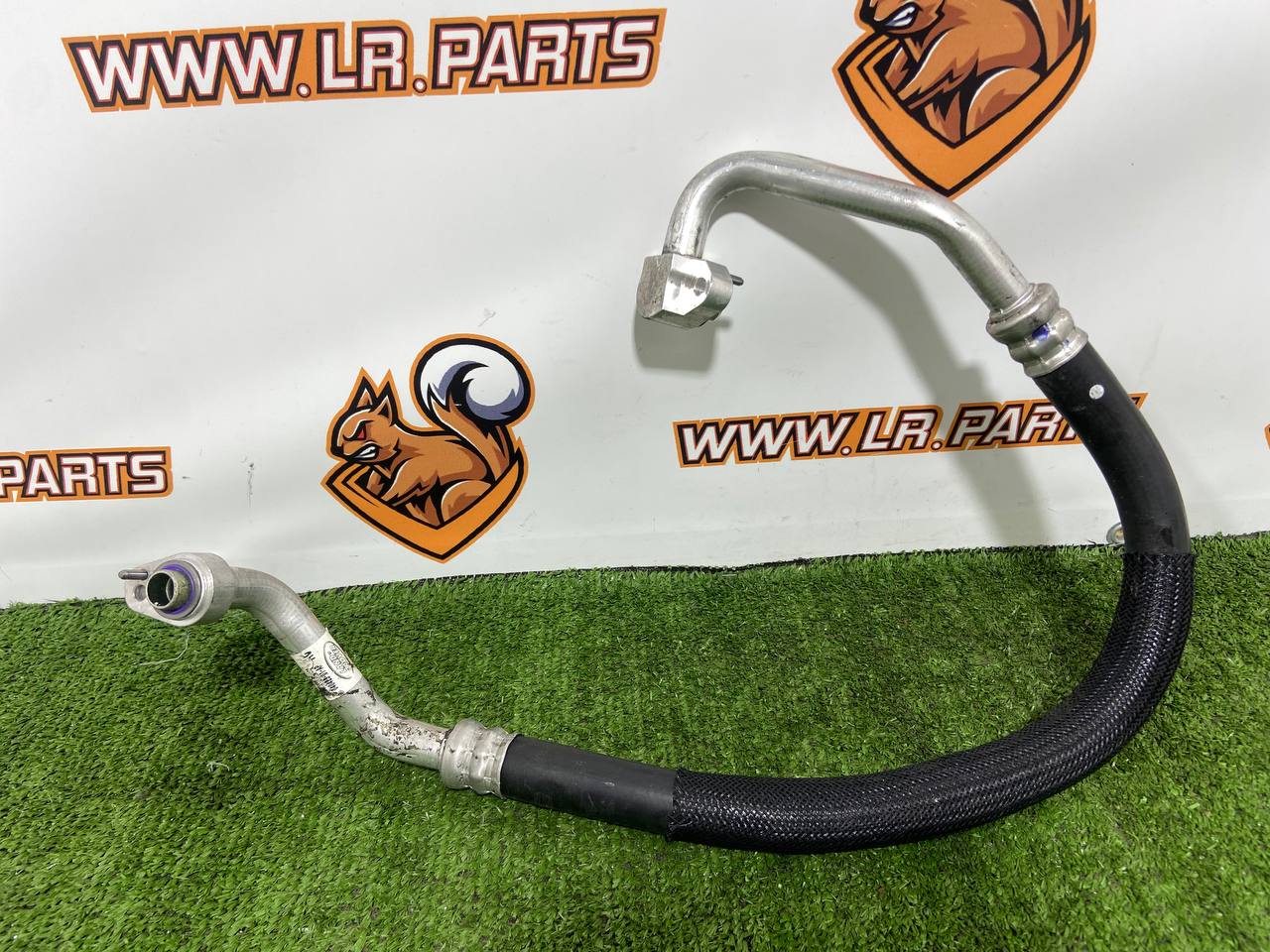 LR153386 Range Rover Sport L461 (2023-) used air conditioner compressor pipe. cost 120 € in stock 3 pcs.