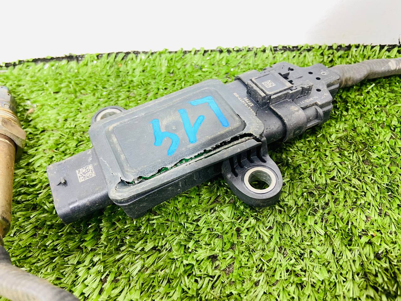 LR156159 NOX Filter Temperature Sensor for Range Rover Sport L461 (2023-) Used cost 400 € in stock 3 pcs.