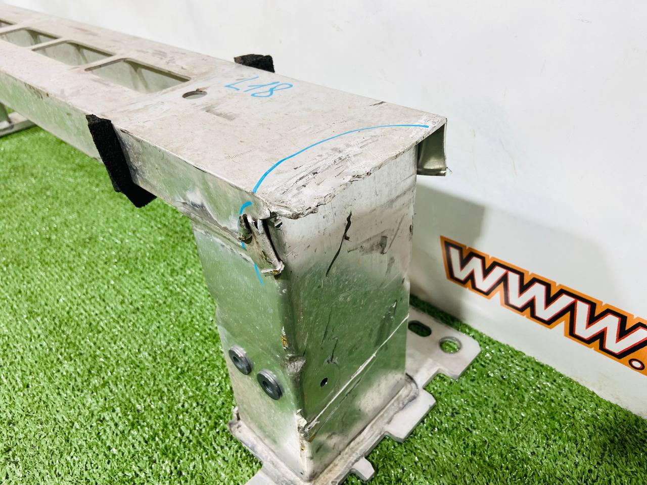 LR170318 Front Bumper Reinforcement for Range Rover Sport L461 (2023-) Used - Image 21