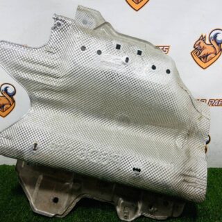 LR175559 Heat-insulating shield thermoreflector under the front driveshaft Range Rover Sport L461 (2023-) Used cost € in stock 1 pcs.