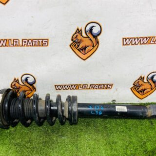 T2R18641 Front adaptive shock absorber assembly left/right Jaguar F-Type X152 (2014-) Used cost € in stock 2 pcs.