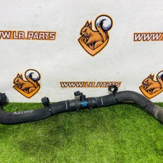 T2R23627 Lower radiator hose Jaguar F-Type X152 (2014-) Used cost € in stock 1 pcs.
