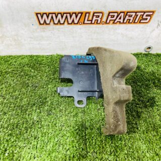 T2R42842 Upper left deflector shield Jaguar F-Type X152 (2014-) Used cost  € in stock 1 pcs.