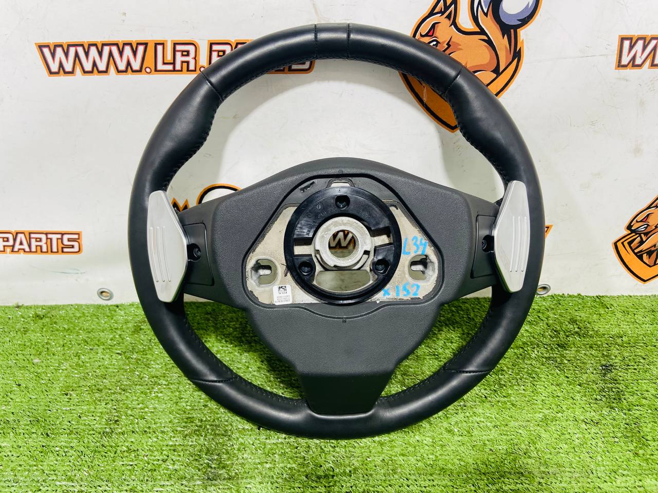 T2R47696PVJ Steering wheel with AIR BAG silver with switches without heating Jaguar F-Type X152 (2014-) Used cost € in stock 1 pcs.