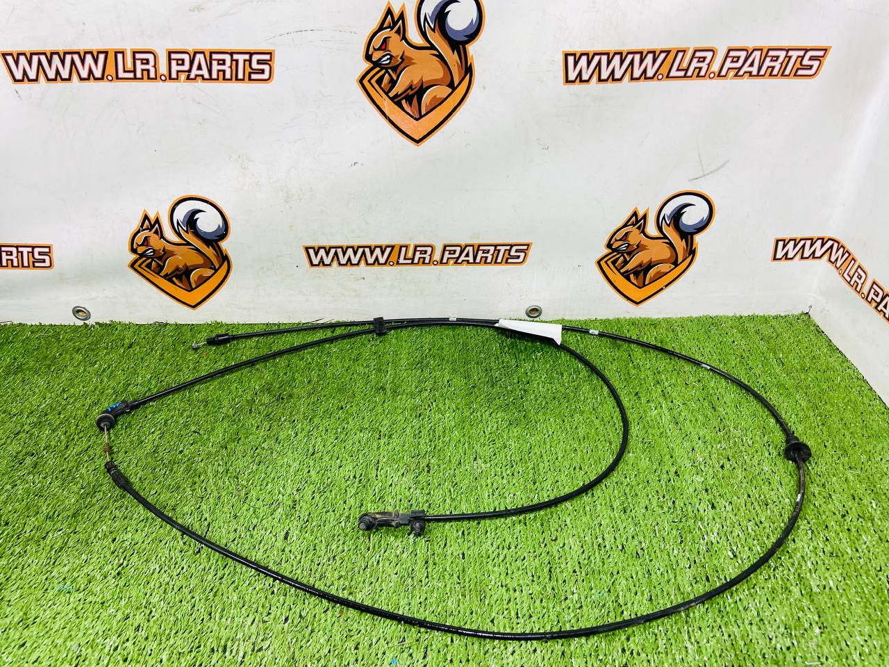 T4A14109 Hood Cable Jaguar F-Pace X761 (2017-) Used cost 20 € in stock 1 pcs.