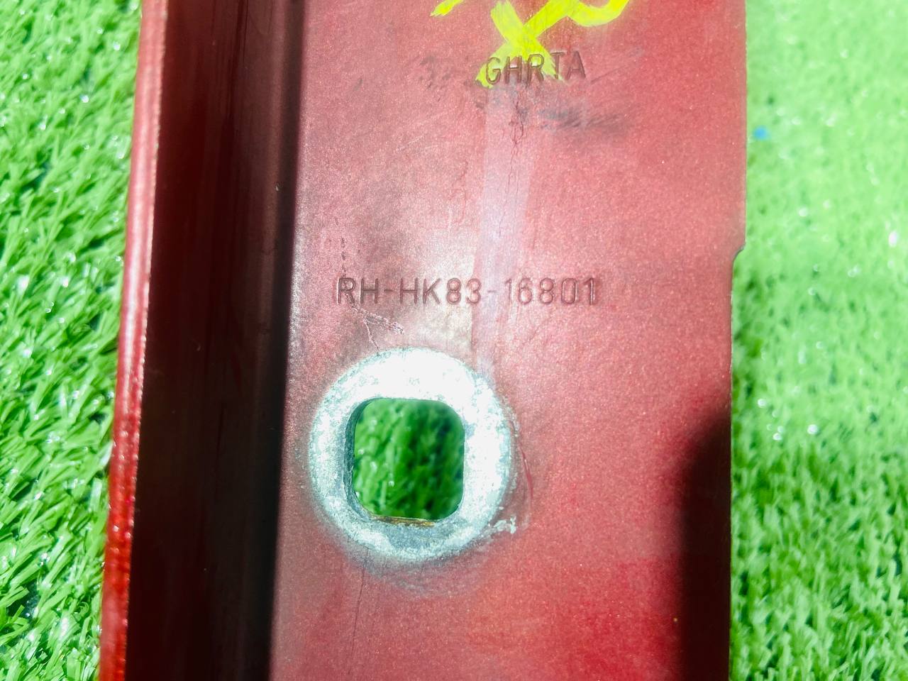 T4A1898 Right Hood Hinge Jaguar F-Pace X761 (2017-) Used - Image 21