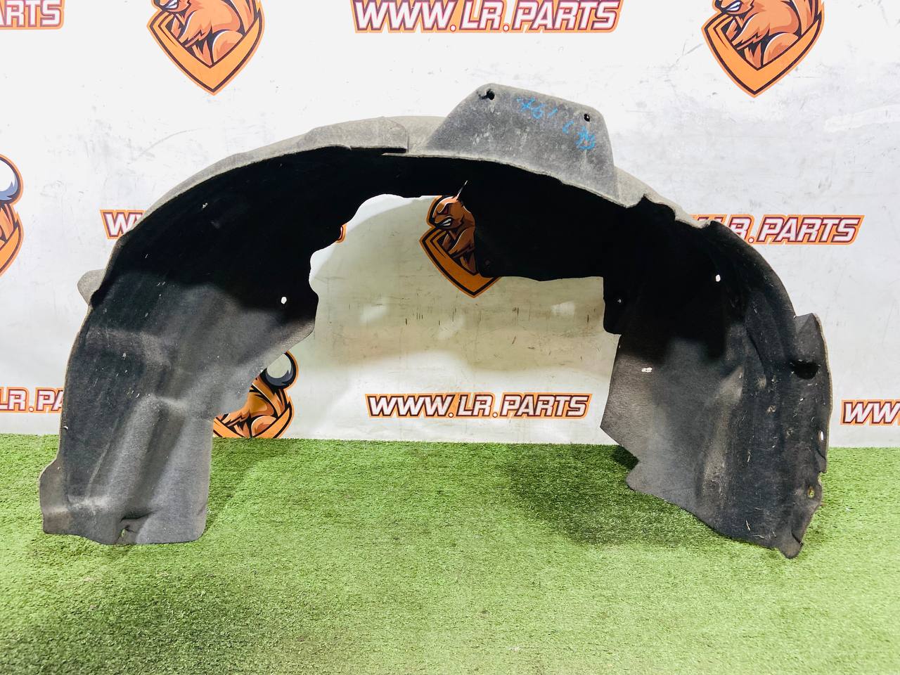 T4A35990 Rear left fender Jaguar F-Pace X761 (2017-) Used - Image 13