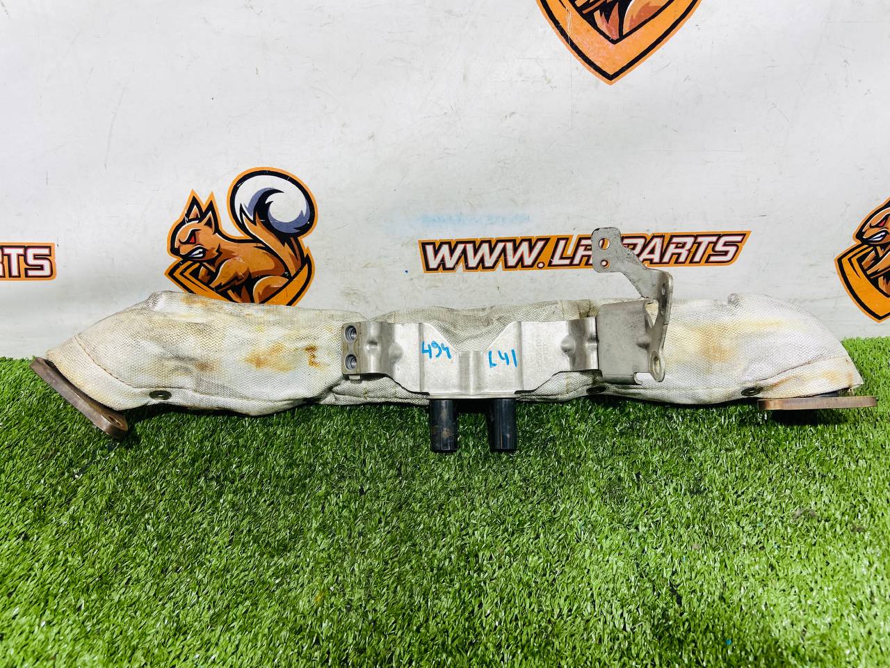 WCU500130 Exhaust pipe bracket Land Rover Discovery 4 L319 (2009-2016) used cost 16,66 € in stock 1 pcs.