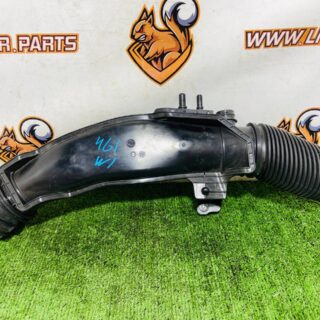 113123523 Left air duct from the air filter 3.0ie AJ20P6 Petrol Range Rover Sport L461 (2023-) Used cost € in stock 1 pcs.