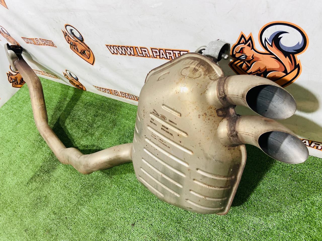 126123476 Assembled muffler 3.0 D Range Rover Sport L461 (2023-) Used cost 950 € in stock 3 pcs.