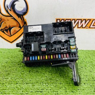 419127747 Fuse box Range Rover Sport L461 (2023-) Used cost € in stock 2 pcs.