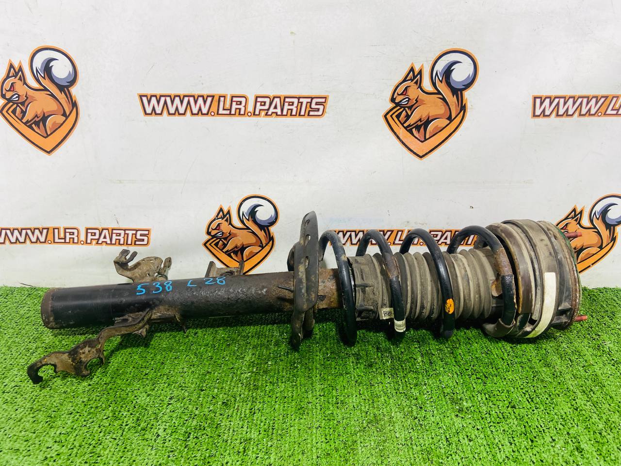 LR044681 Rear shock absorber without magnetic system left RANGE ROVER EVOQUE (L538) 2011-2018 Used cost 150 € in stock 3 pcs.