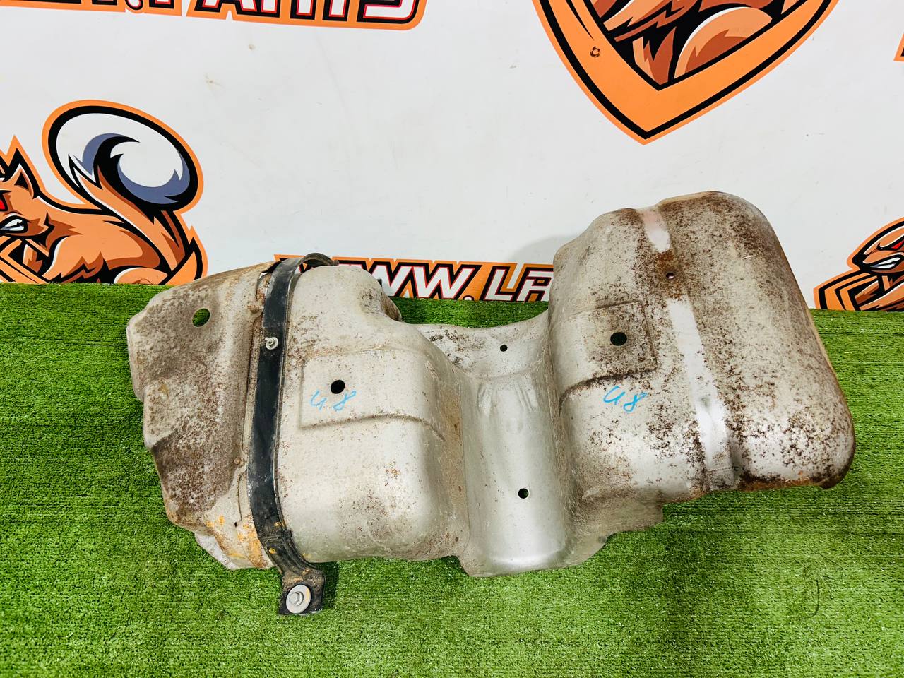 LR071884 Fuel tank protection Range Rover Evoque L538 (2012-2018) Used cost 135 € in stock 1 pcs.