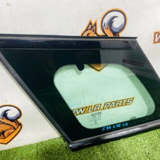 LR073289 Used left rear side window glass for Range Rover Evoque L538 (2012-2018). cost € in stock 1 pcs.