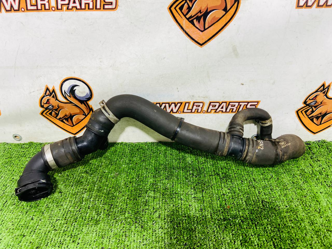 LR081663 Cooling pipe 3.0TD Range Rover Sport L494 (2014-2022) Used - Image 16