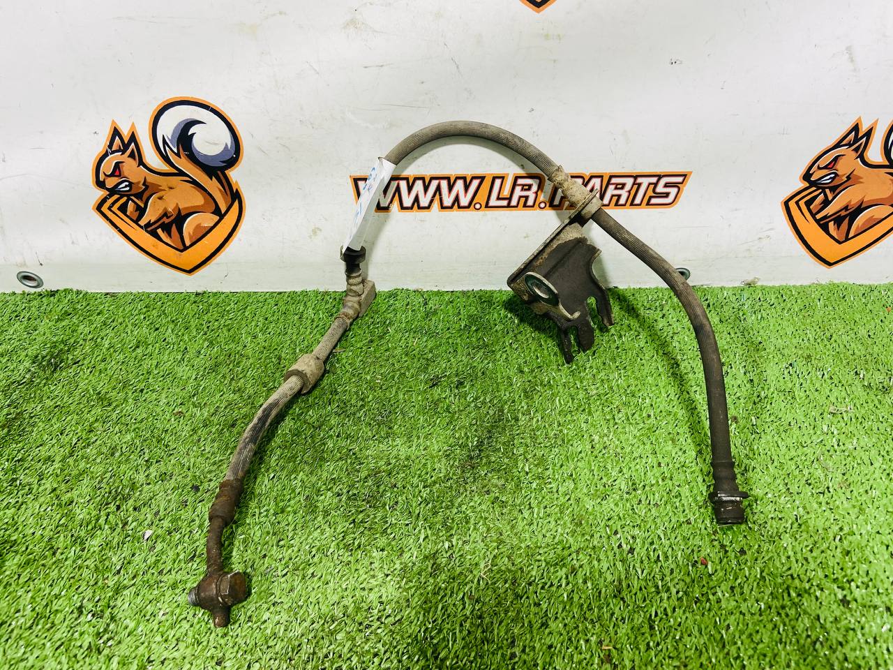 LR113969 Front right brake hose Range Rover Sport L494 (2013-2023) Used cost 30 € in stock 3 pcs.