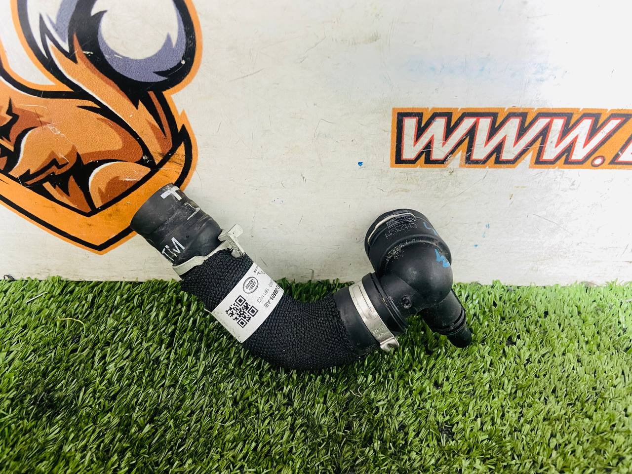 LR151667 Heater hose Range Rover Sport L461 (2023-) Used cost € in stock 1 pcs.