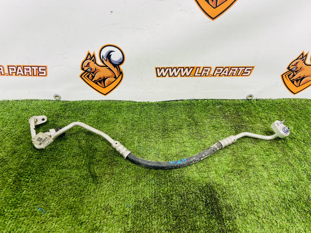 LR153390 Air conditioner compressor pipe for Range Rover Sport L461 (2023-) Used - Image 18