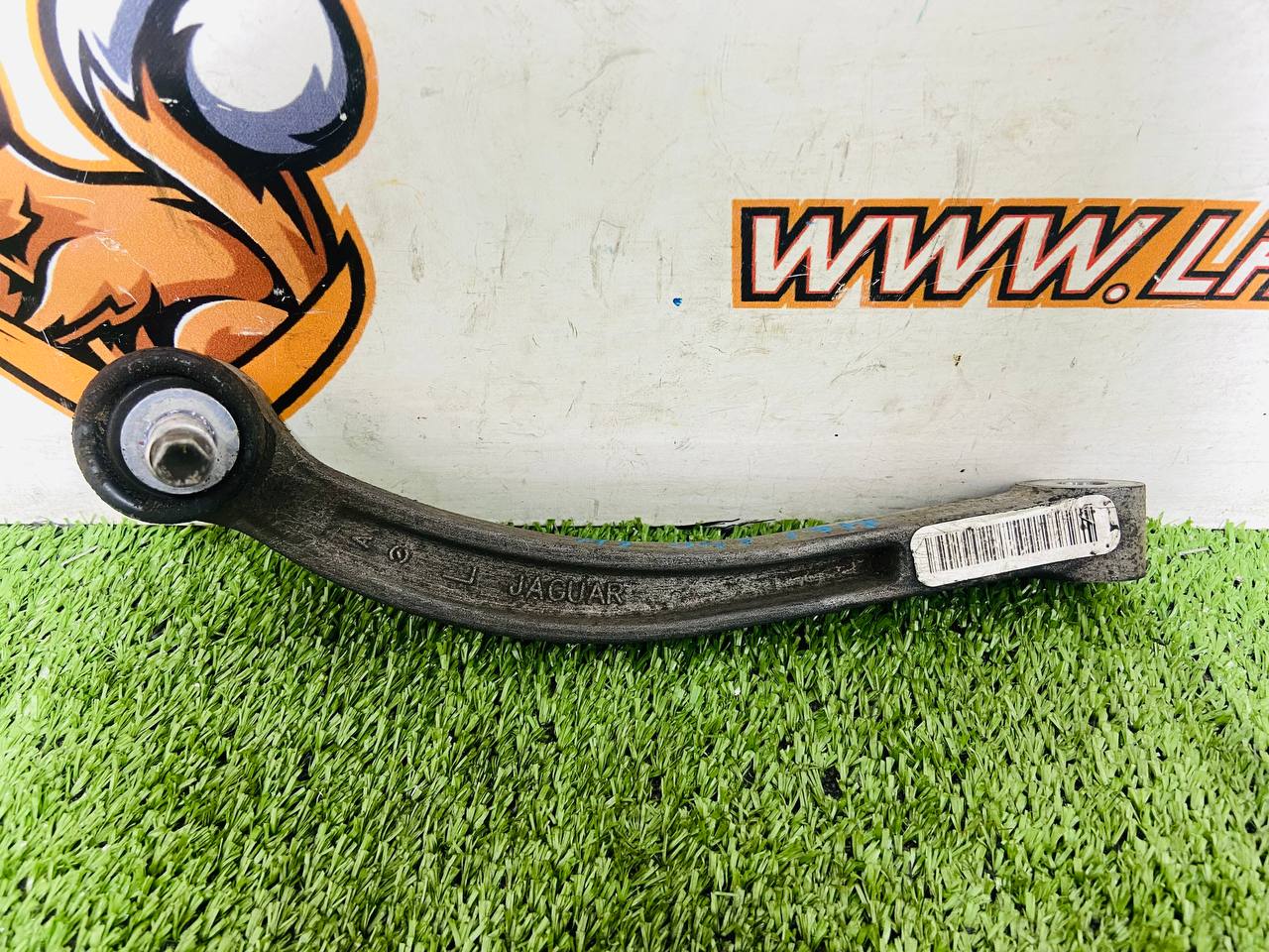 LR155119 Rear stabilizer bar stand left Range Rover Sport L461 (2023-) Used cost € in stock 5 pcs.