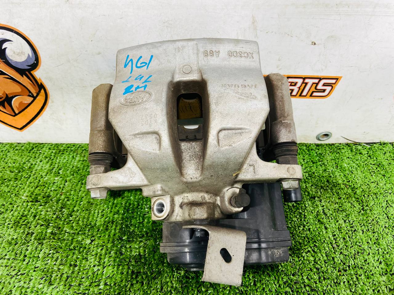 LR156852 Rear left support Range Rover Sport L461 (2023-) Used - Image 21