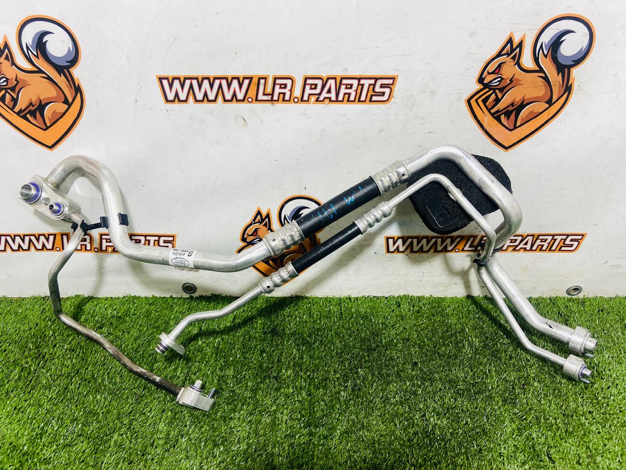 LR165002 Air conditioning pipe to the HVAC unit Range Rover Sport L461 (2023-) used cost 280 € in stock 3 pcs.