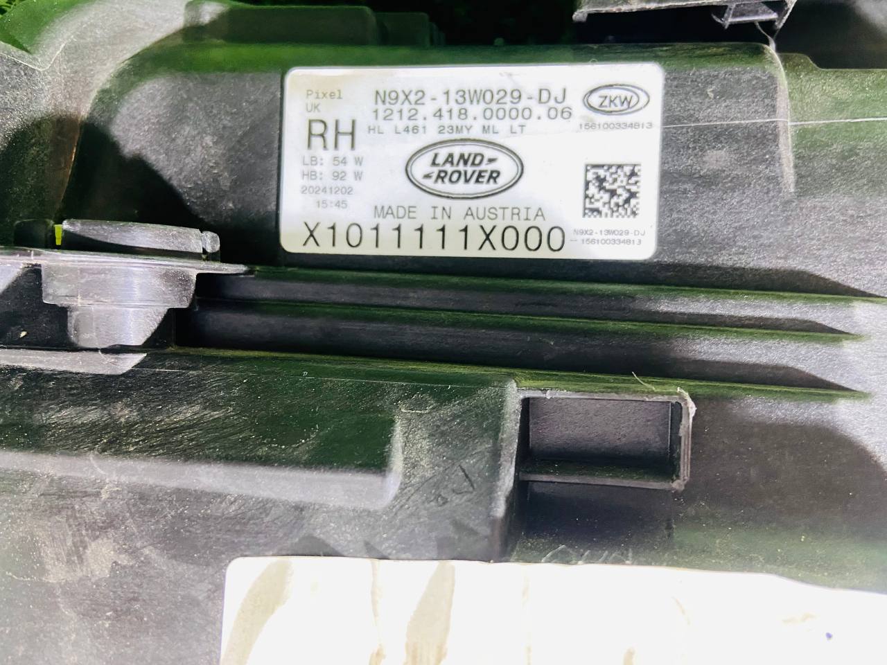 LR167041 Right headlight LED Pixel Range Rover Sport L461 (2023-) Used cost 1 500 € in stock 1 pcs.
