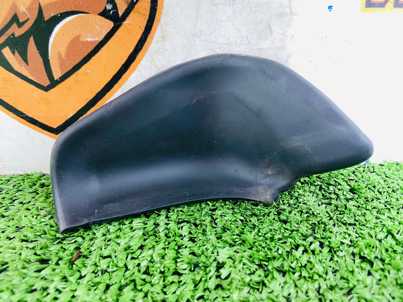 LR179500 Exterior trim for the right rear side window of Range Rover Sport L461 (2023-) Used cost € in stock 1 pcs.