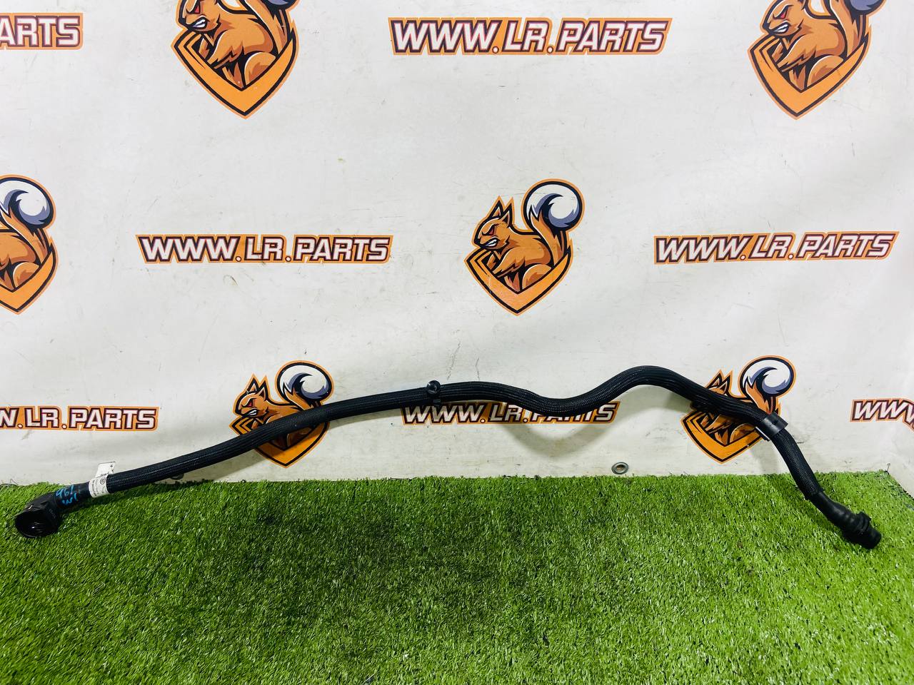 LR185232 Hose front cooling of the traction battery Range Rover Sport L461 (2023-) Used cost € in stock 1 pcs.