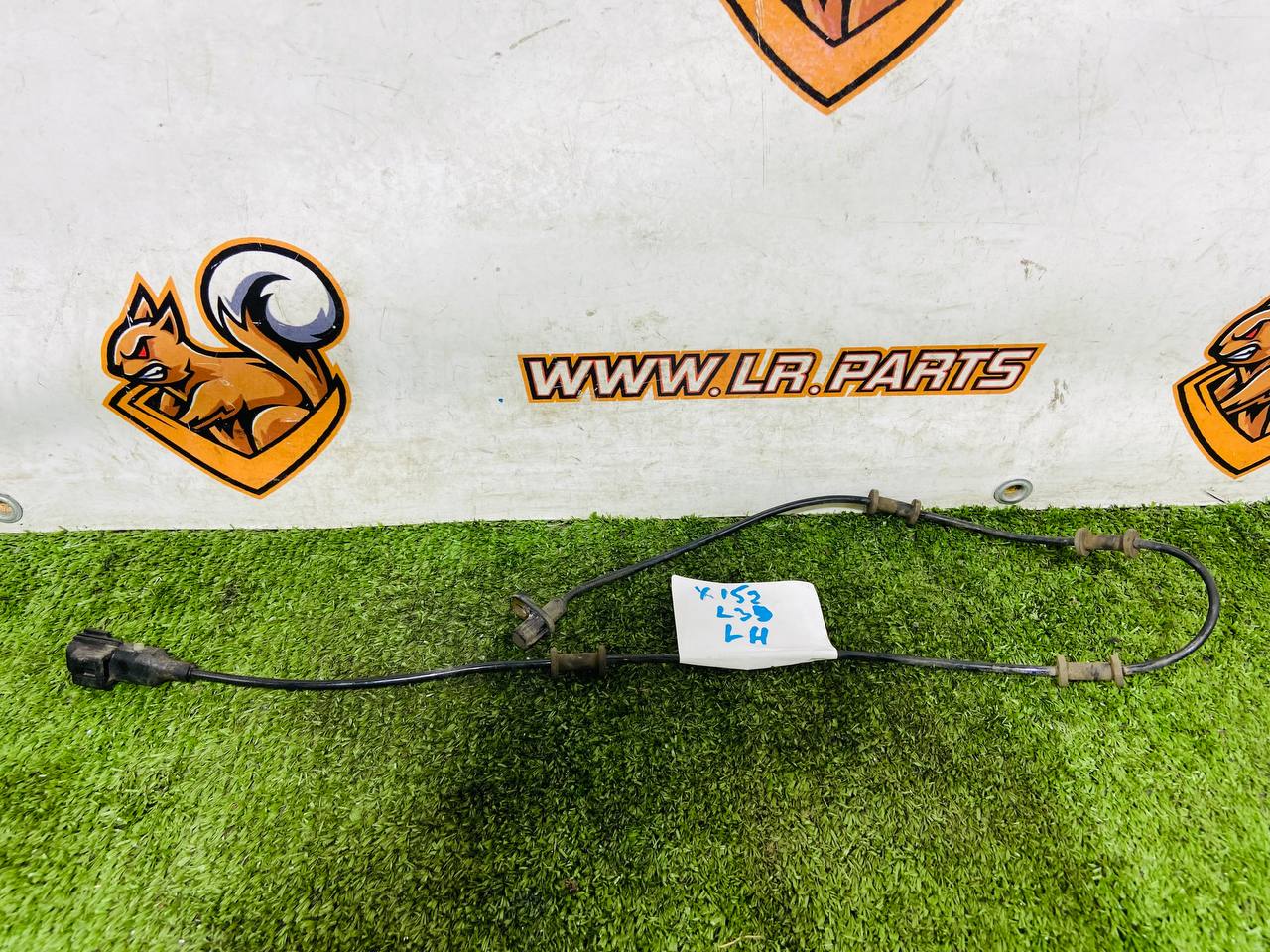 T2P1542 ABS Sensor Front Jaguar F-Type X152 (2014-) Used cost 58 € in stock 2 pcs.