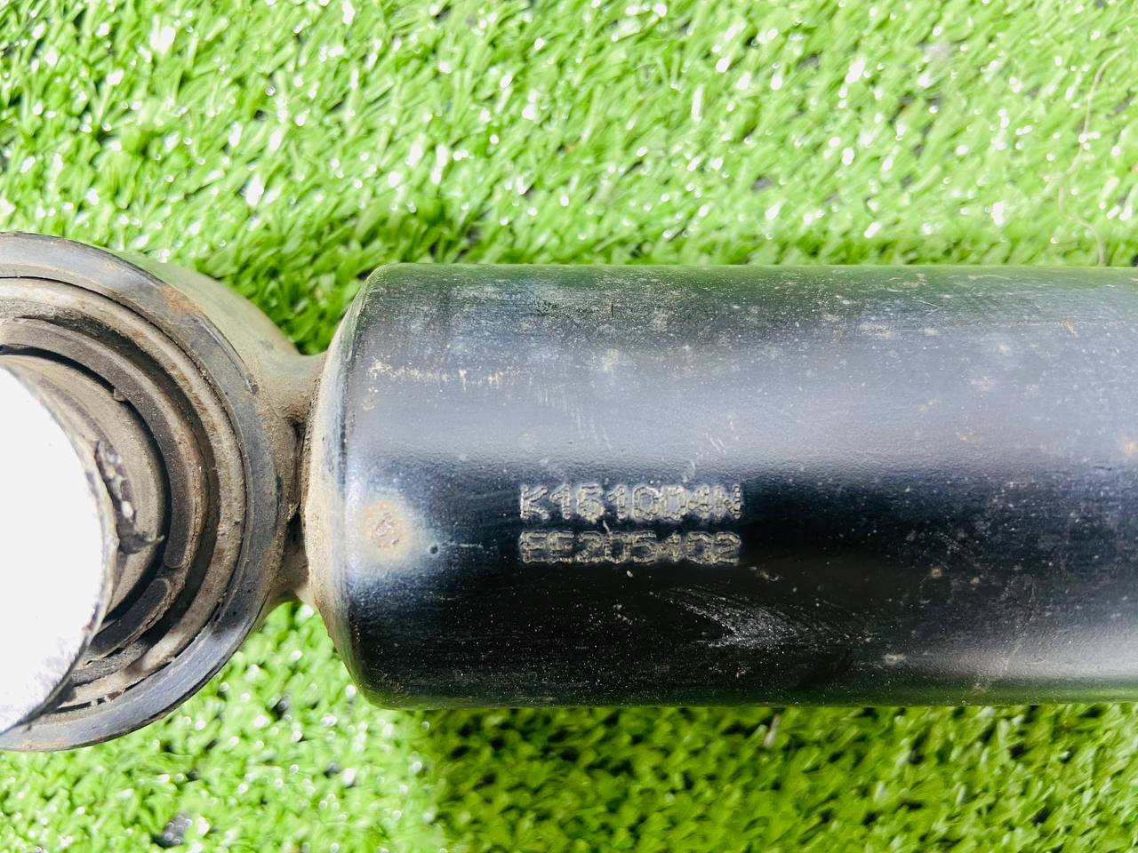 T4A2011 Rear shock absorber (non-adaptive) for Jaguar F-Pace X761 (2017-) Used - Image 18
