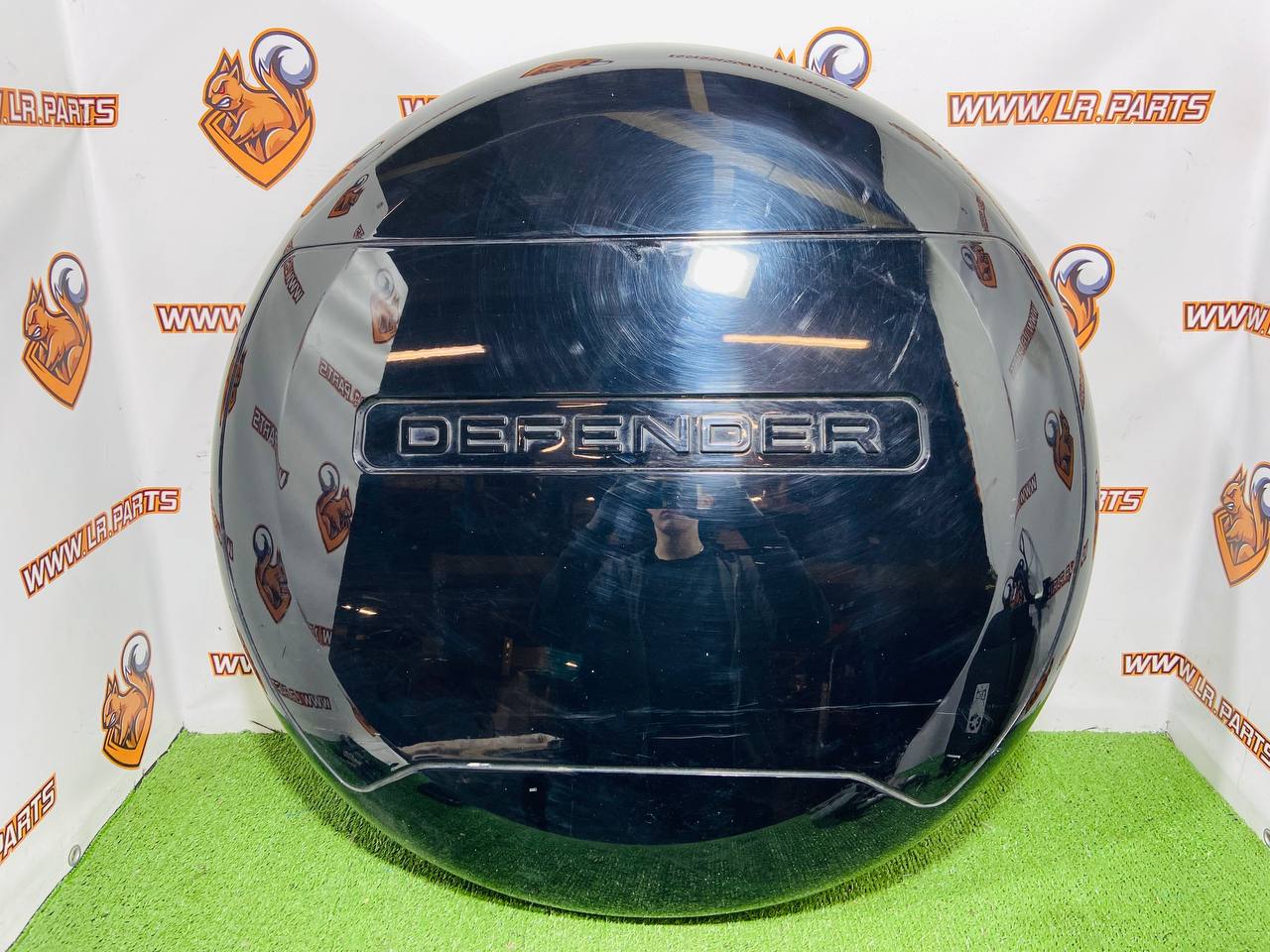 VPLEW0157 Spare wheel cover (cap + case) for Land Rover New Defender L663 (2020-) Used cost € in stock 1 pcs.