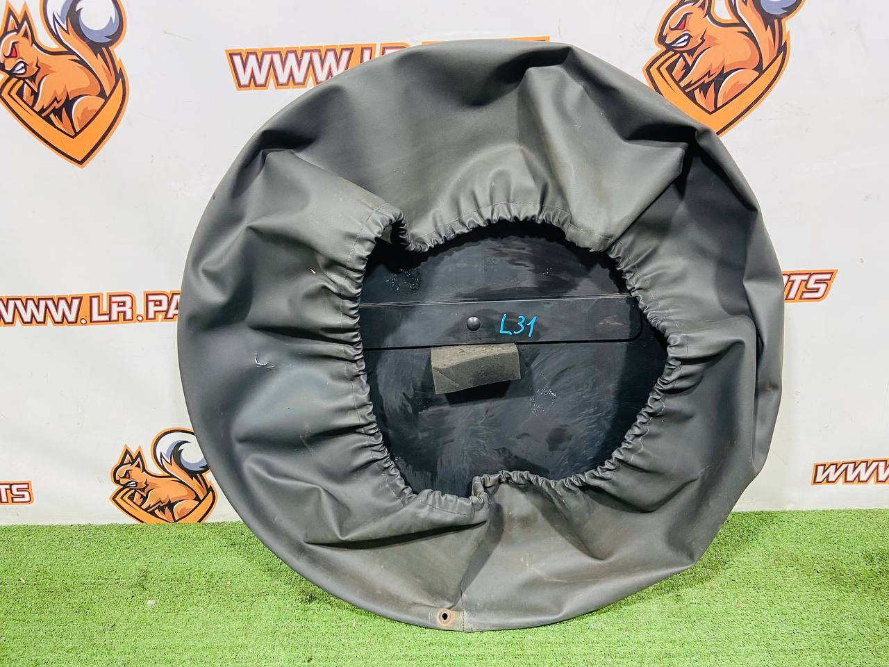 VPLEW0157 Spare wheel cover (cap + case) for Land Rover New Defender L663 (2020-) Used cost € in stock 1 pcs.