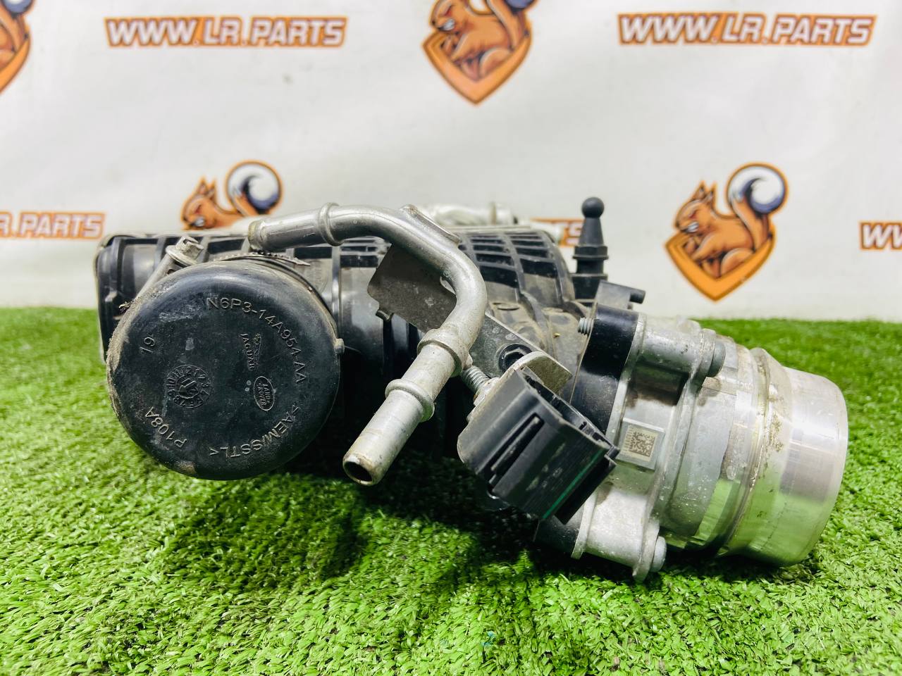 LR150067 Intermediate charge air cooler, mileage 18 thousand km Range Rover Sport L494 (2014-2022) Used - Image 18