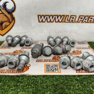 LR155113 Set of bolts with locks for Range Rover Sport L461 (2023-) Used cost € in stock 1 pcs.